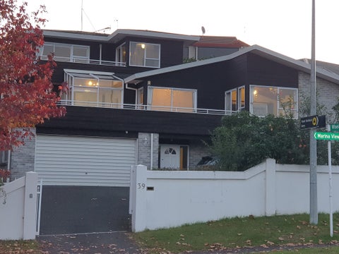 39 Marina View Drive, West Harbour, Auckland