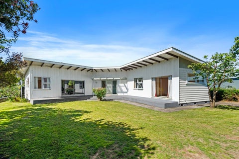 24 Victoria Street, Carterton