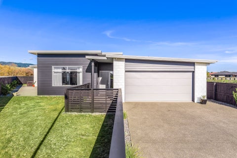 37 Hudson Place, Paraparaumu