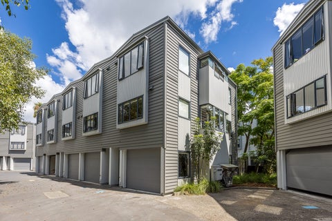 5 Dovedale Place, Parnell, Auckland