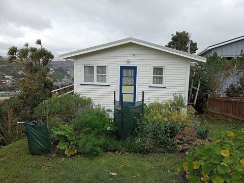 10 Ogilvy Terrace, Plimmerton, Porirua
