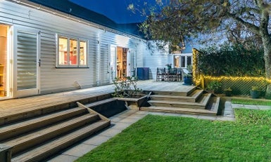 194A KARORI RD, KARORI, WELLINGTON