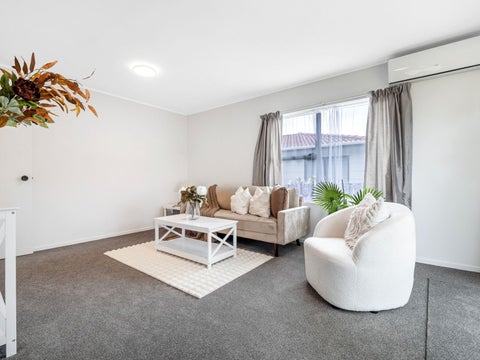 1/24 Kennington Drive, Clendon Park, Auckland