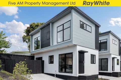 14D Cosy Place, Howick, Auckland