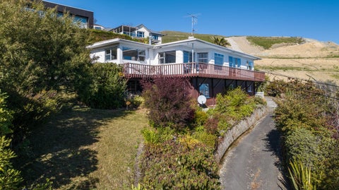 8 Tui Glen Road, Atawhai, Nelson