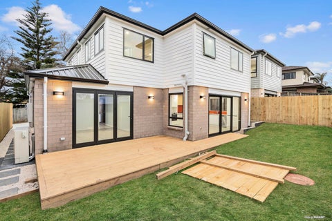 8 Pah Road, KEREPEHI, PAEROA