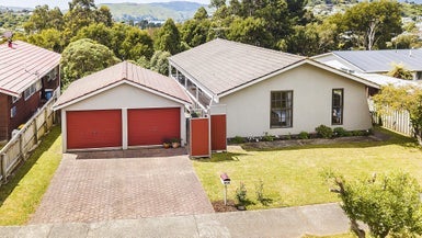 203 Staithes Drive South, Whitby, Porirua