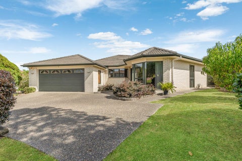 37 Stewart Gibson Place, Manurewa, Auckland