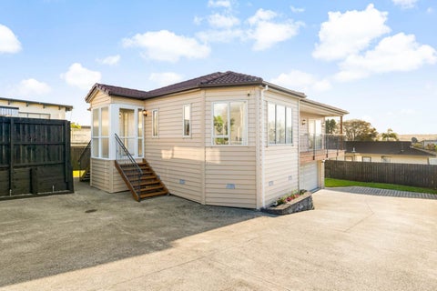 22A Humphrey Kemp Avenue, Henderson, Auckland