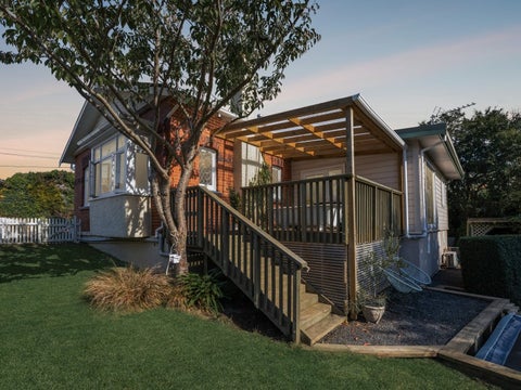 4 Springhill Road, Mornington, Dunedin