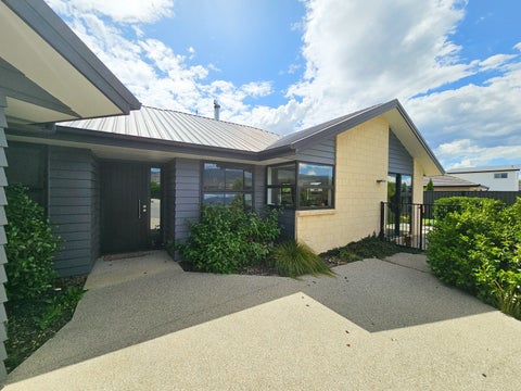 19 Magnetic Place, Cromwell, Cromwell
