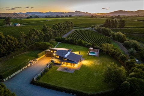1723 Redwood Pass Road, Lower Dashwood