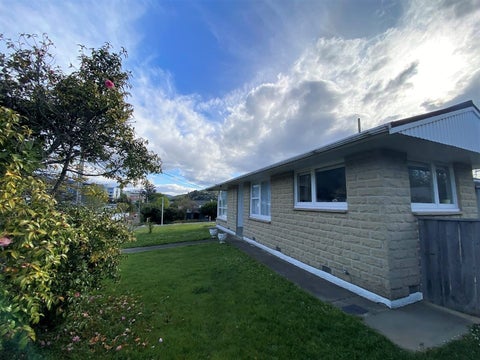 2/98 Kawai Street, Nelson South, Nelson