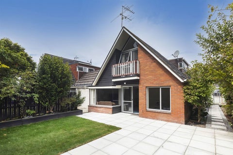 2/443 Avonhead Road, Avonhead, Christchurch