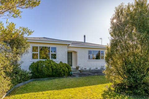 7 Lansdowne Crescent, Lansdowne, Masterton