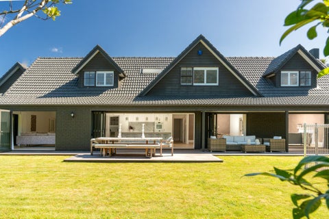 5 Lavinia Grove, Waikanae Beach, Waikanae