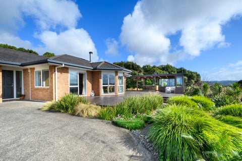 26A Awhiorangi Promenade, Swanson, Auckland