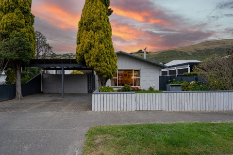 9 Thorpe Street, Sumner, Christchurch