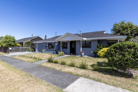 2 Kanawa Street, Waikanae, Waikanae