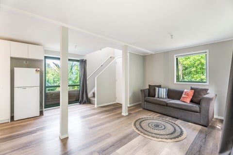 83 Fairview Crescent, Ōmiha, Waiheke Island
