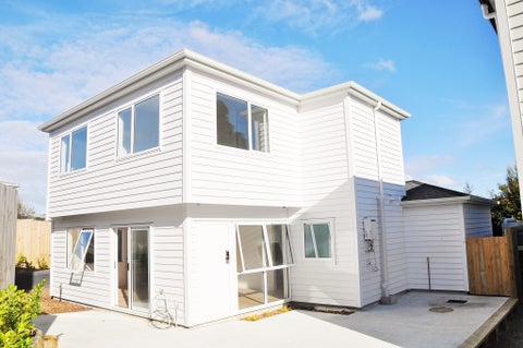 29B Rena Place, West Harbour, Auckland