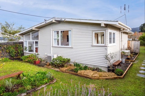56 Waite Street, Featherston
