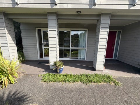 28 Kate Sheppard Avenue, Torbay, Auckland