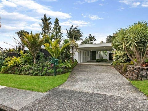 3 Oruamo Place, Beach Haven, Auckland