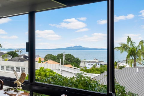 1/17 Ridge Road, Waiake, Auckland