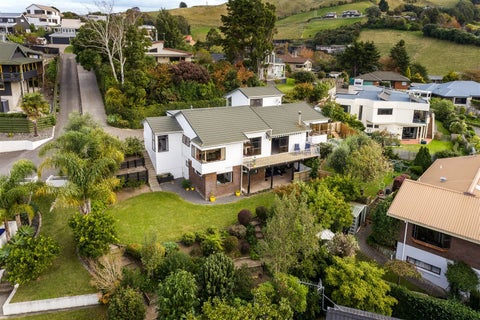 55 Churchill Drive, Taradale, Napier