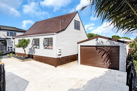 2/18 Elizabeth Avenue, Papatoetoe, Auckland