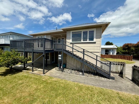 16 Uenuku Avenue, Raglan, Raglan