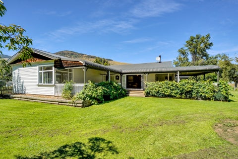 37 Western Valley Road, Little River, Little River