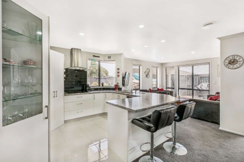 10 Carrington Drive, Papamoa Beach, Papamoa