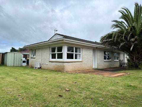 5 Ashcroft Avenue, Māngere Bridge, Auckland