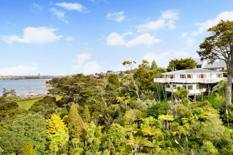 2/0 Seaview Avenue, Northcote, Auckland