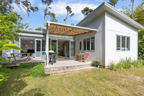 105 Bays Road, Ōrere Point