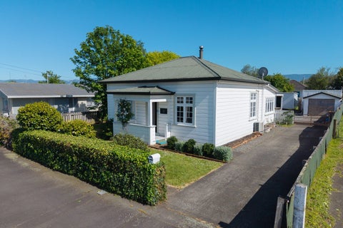 41 Burns Street, Dannevirke