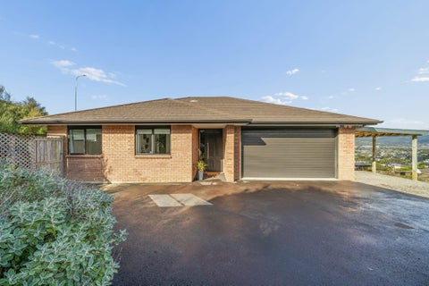 27 Percy Kinsman Crescent, Riverstone Terraces, Upper Hutt
