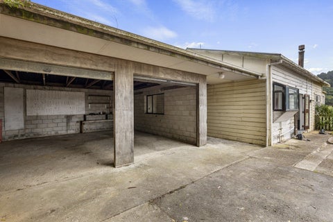 85 Wickliffe Terrace, Port Chalmers, Dunedin