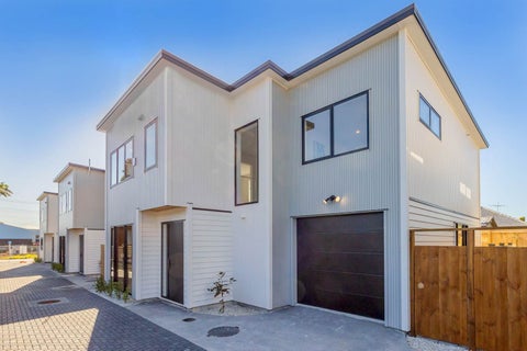 3/19 Edwards Avenue, Henderson, Auckland