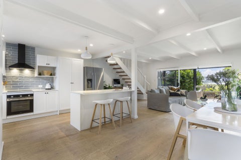 1/7A Seaside Avenue, Waterview, Auckland