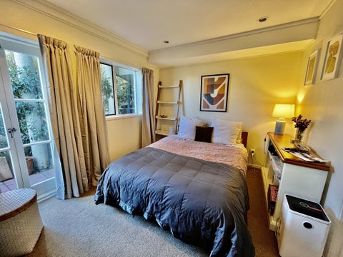 15/18 Parr Terrace, Castor Bay, Auckland