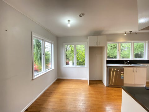 1/66 Buscomb Avenue, Henderson, Auckland