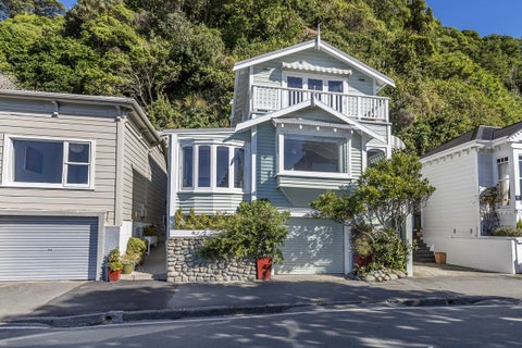 385 Karaka Bay Road, Karaka Bays, Wellington