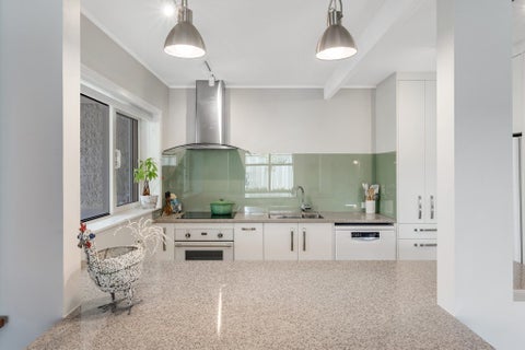 2/13A Wilbur Place, Pakuranga Heights, Auckland