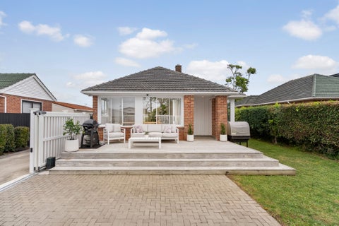 32 Oakley Avenue, Waterview, Auckland