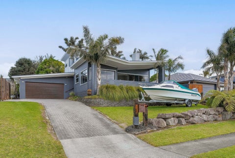 103 Estuary View, Whangamata
