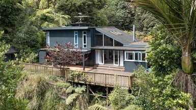 19 Taraire Road, Titirangi, Auckland