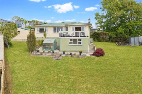18 Cherry Road, Bucklands Beach, Auckland